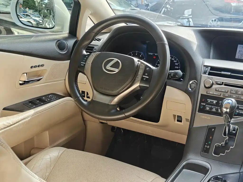 Lexus RX Classic 2012 — фото 14