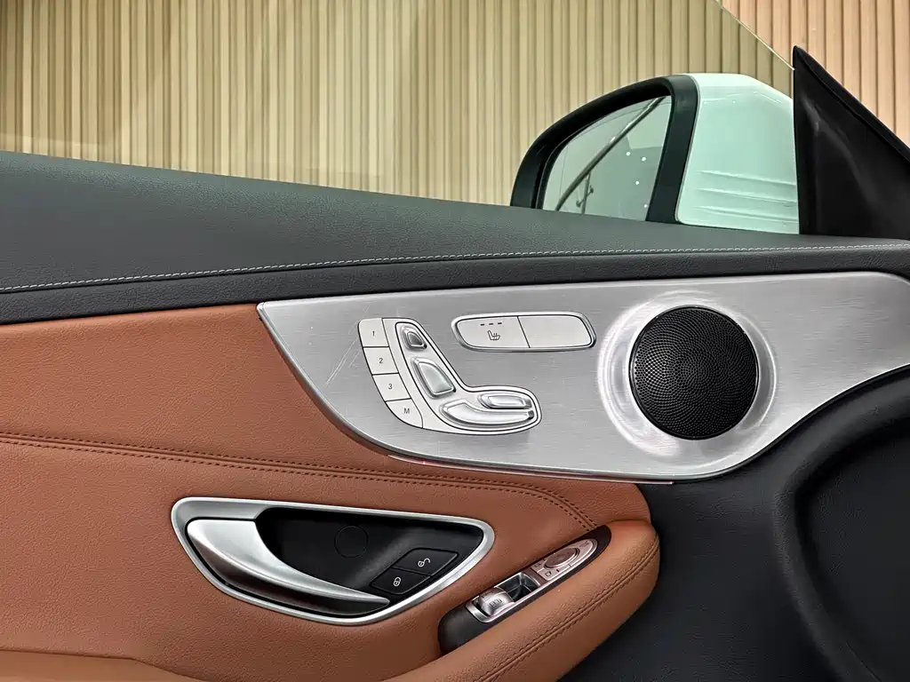 Mercedes-Benz C-Class 2022 — фото 12