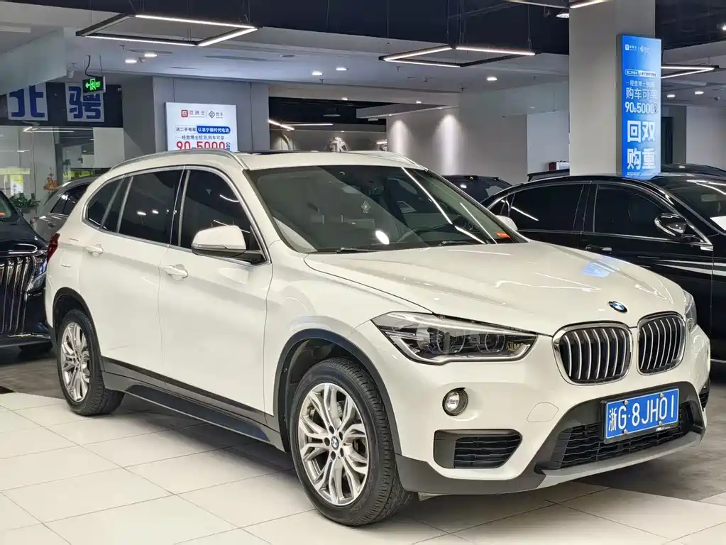 BMW X1 2018 — фото 2
