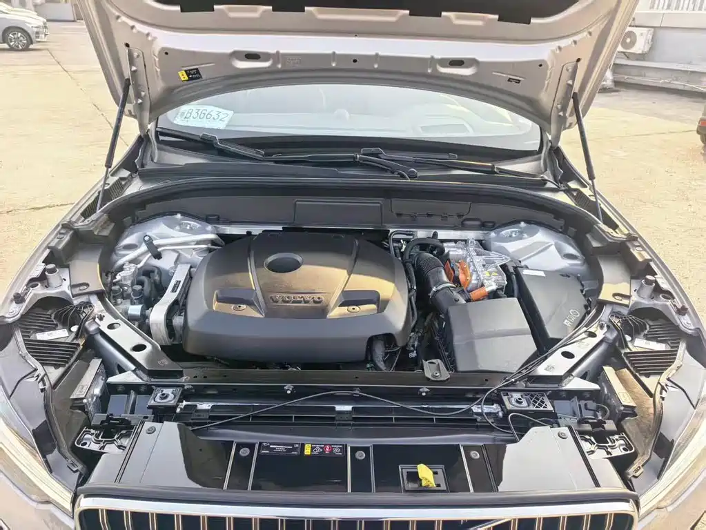 Volvo XC60 PHEV 2024 — фото 15