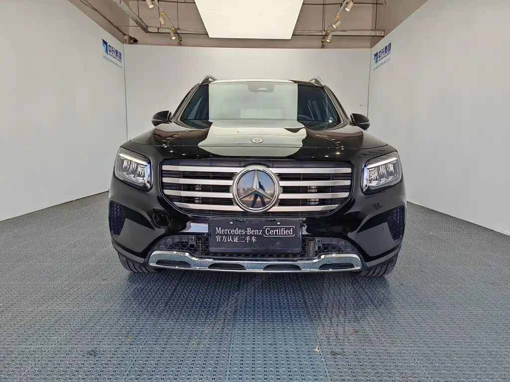 Mercedes-Benz GLB 2024