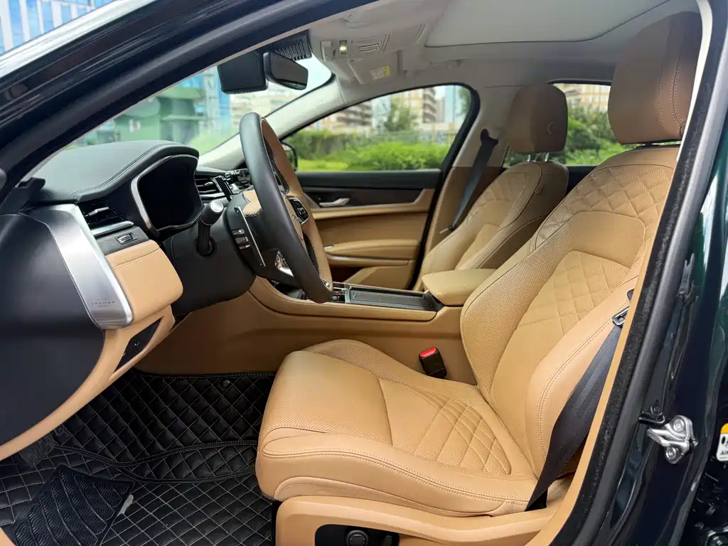 Jaguar XFL 2023 — фото 14