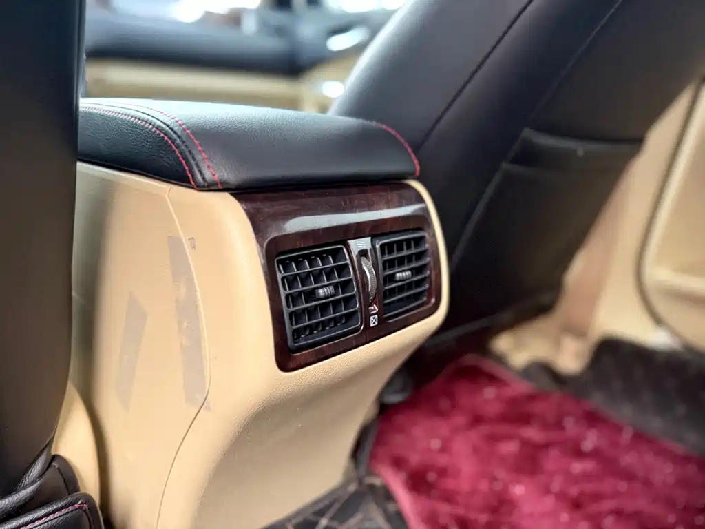 Toyota Camry 2016 — фото 15