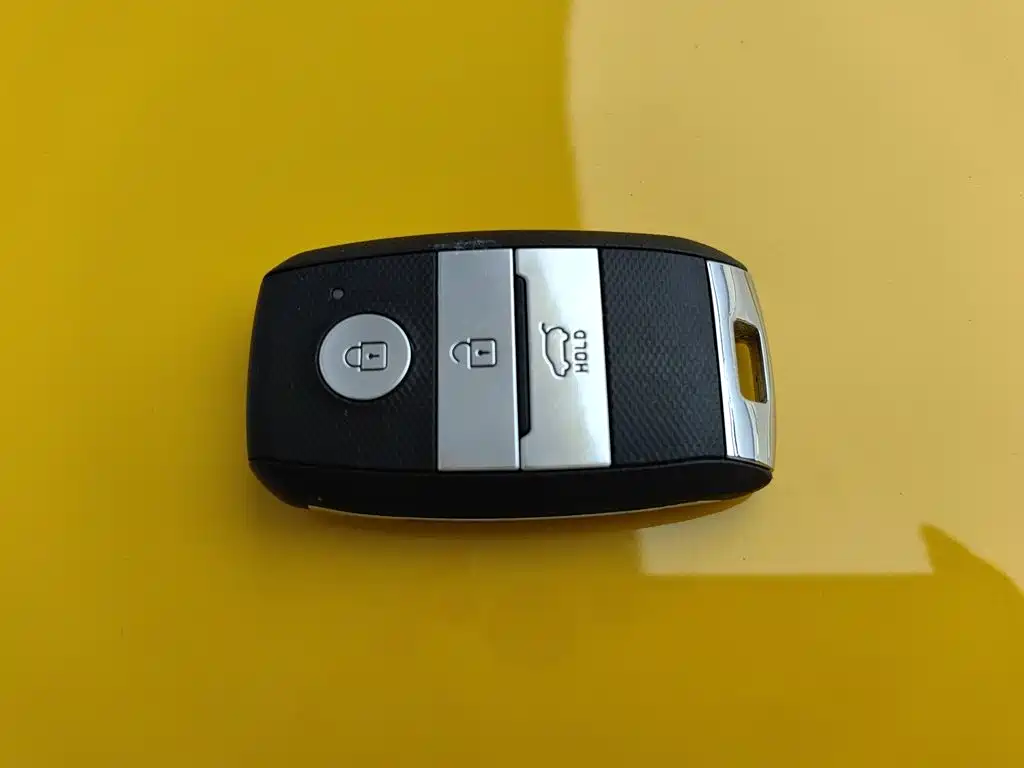 Kia KX1 2019 — фото 19