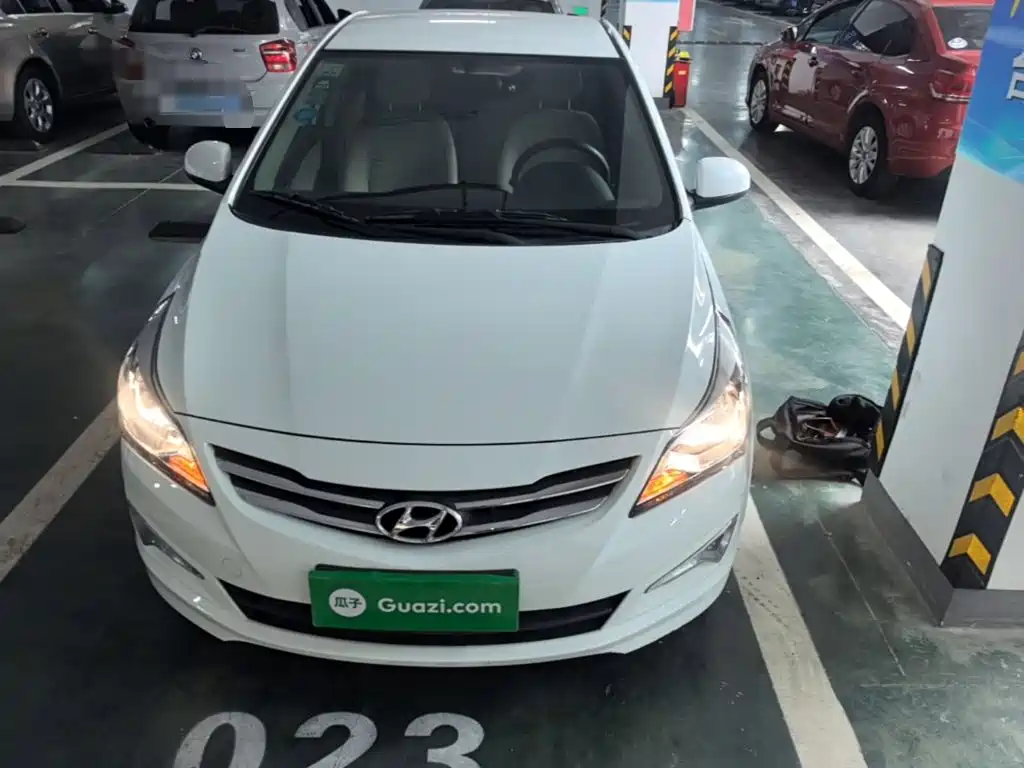 Hyundai Verna 2016