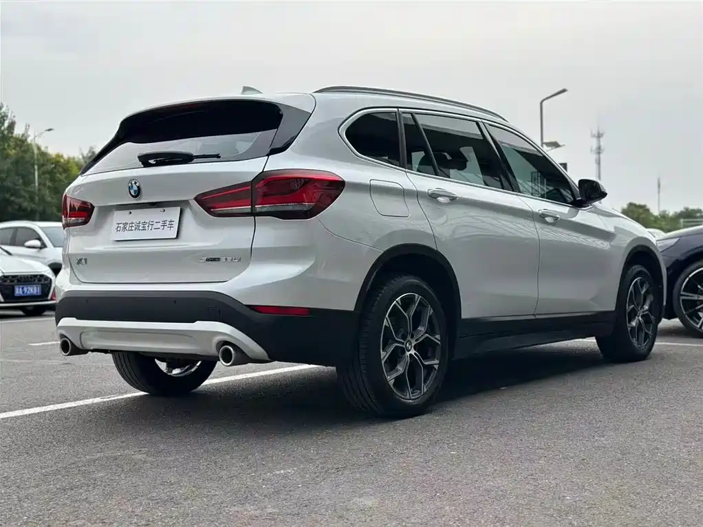 BMW X1 2021 — фото 15