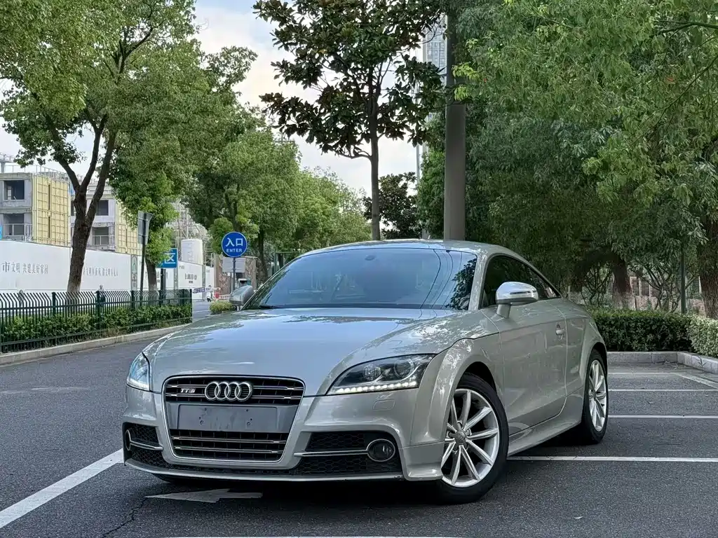 Audi TT 2012