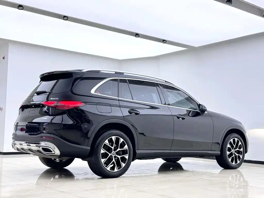 Mercedes-Benz GLC 2023 — фото 4