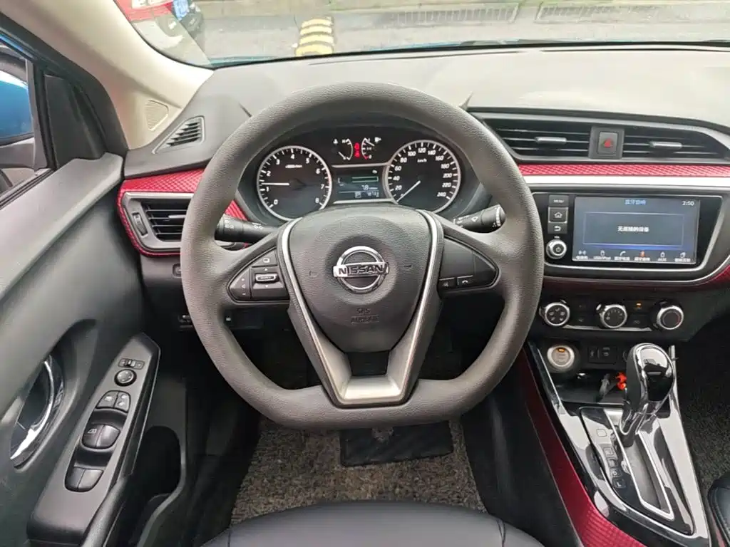 Nissan Bluebird 2017 — фото 11