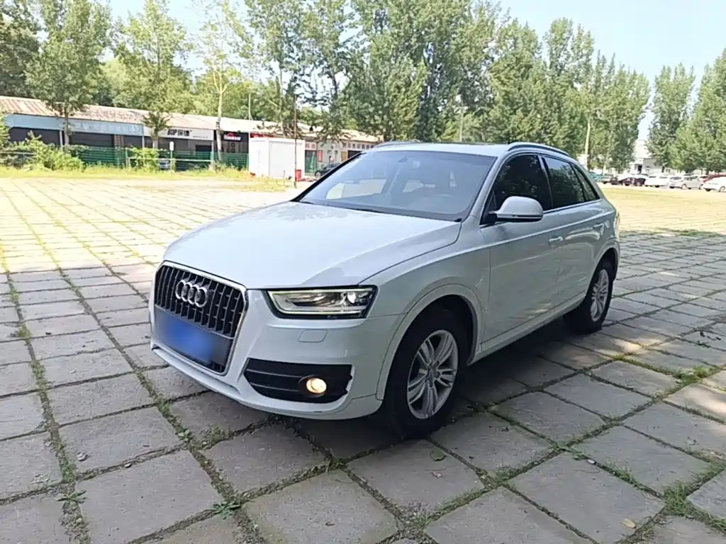 Audi Q3 2014