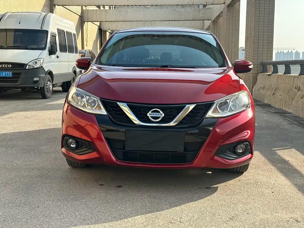 Nissan Tiida 2017