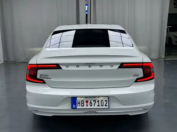 Volvo S90 2021