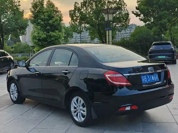Geely Emgrand 2016