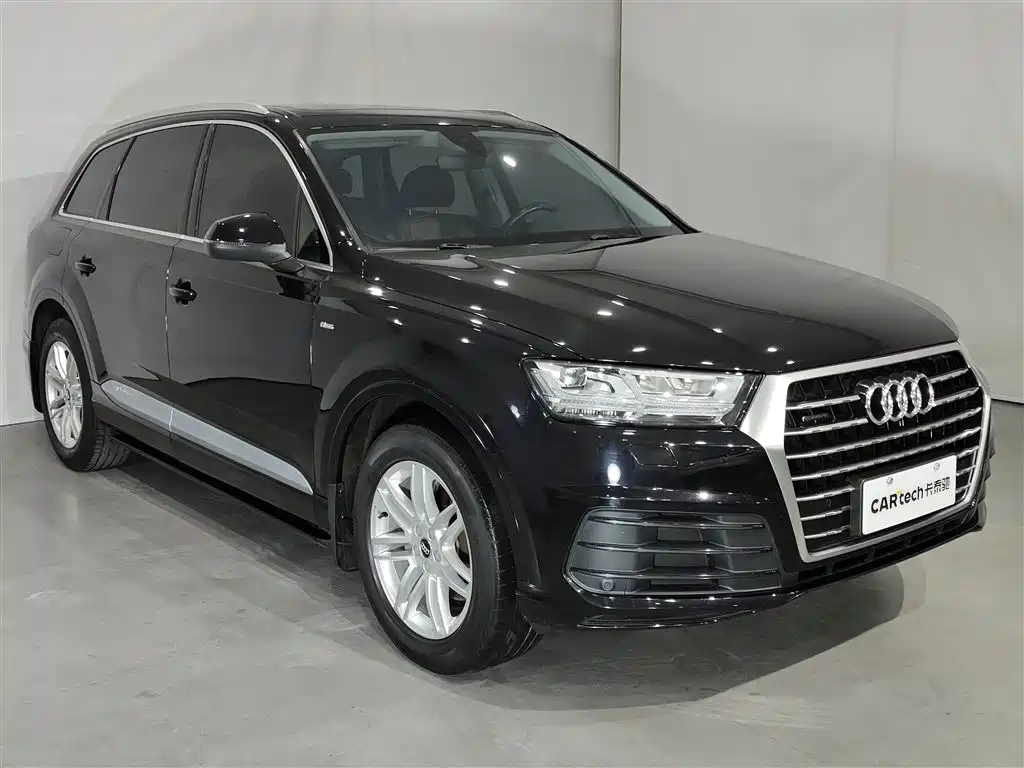 Audi Q7 2019 — фото 2