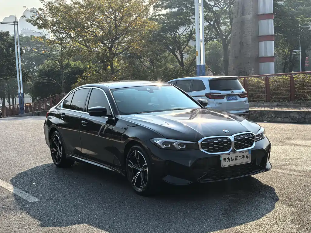 BMW 3 Series 2024