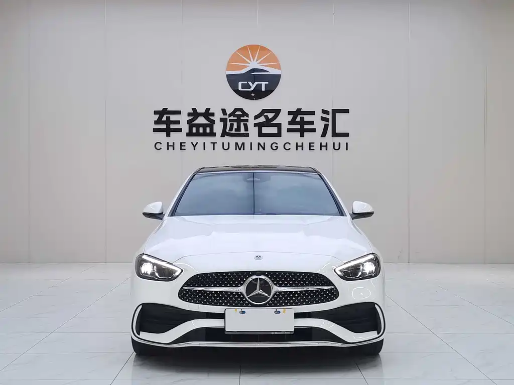 Mercedes-Benz C-Class 2024