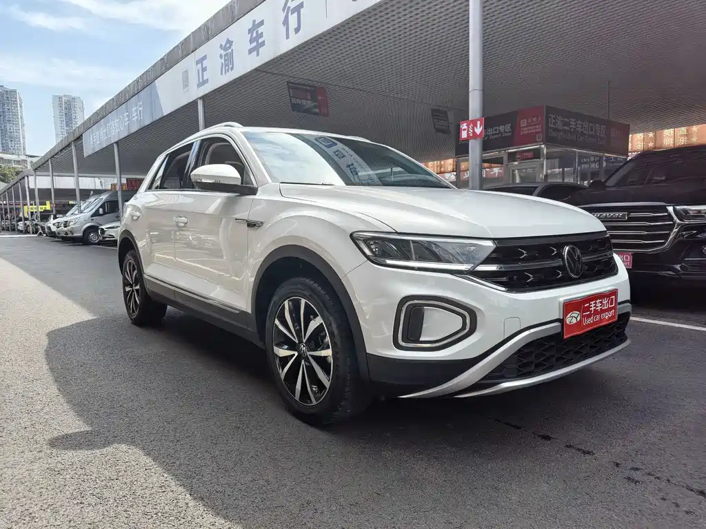 Volkswagen T-Roc 2023
