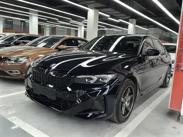 BMW i3 2024