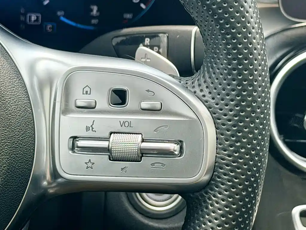 Mercedes-Benz C-Class 2021 — фото 15