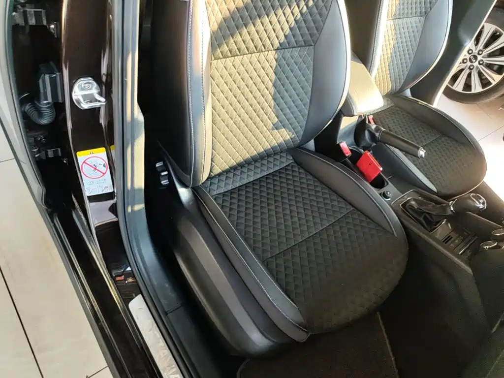Skoda Octavia 2018 — фото 25