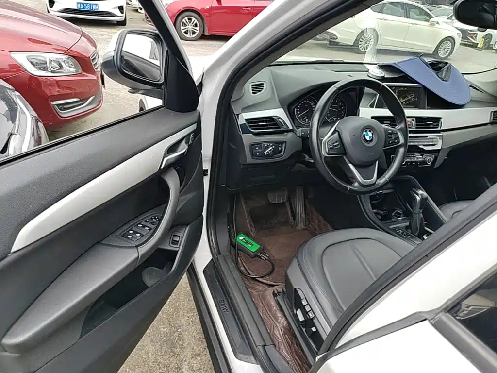BMW X1 2016 — фото 16
