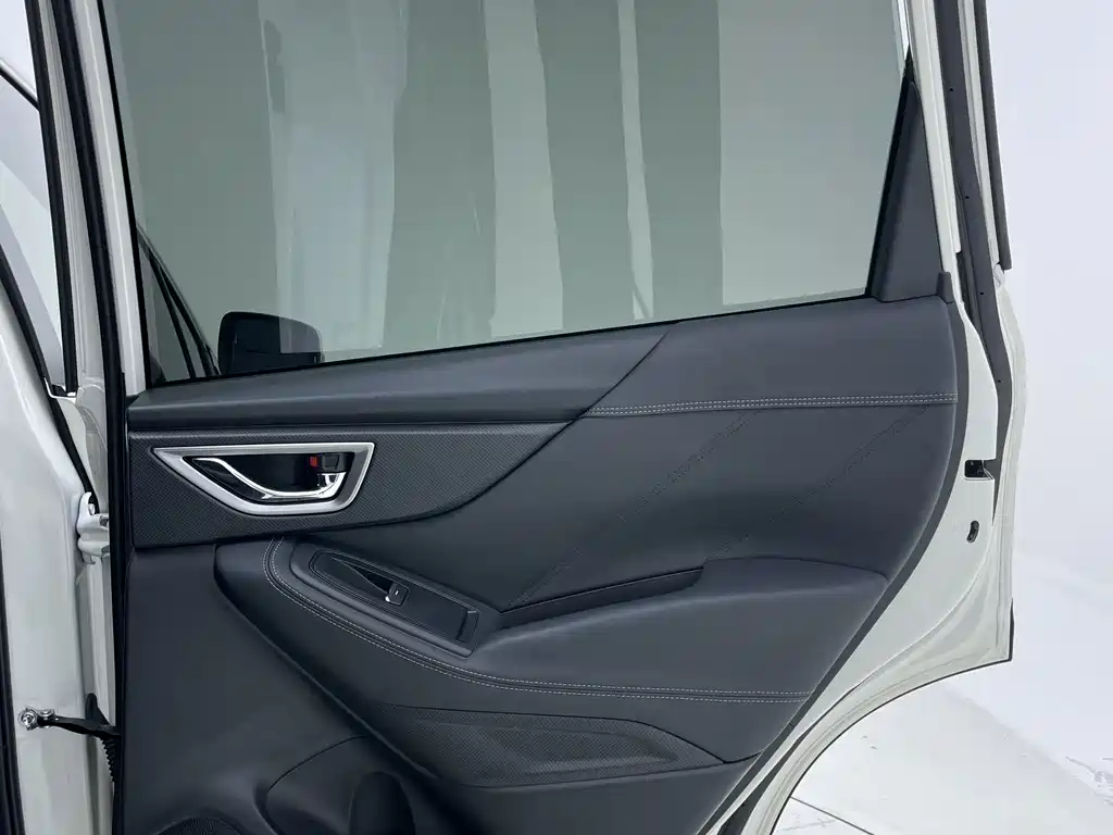 Subaru Forester 2020 — фото 25