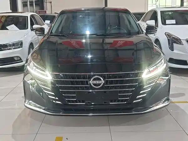 Nissan Teana 2024