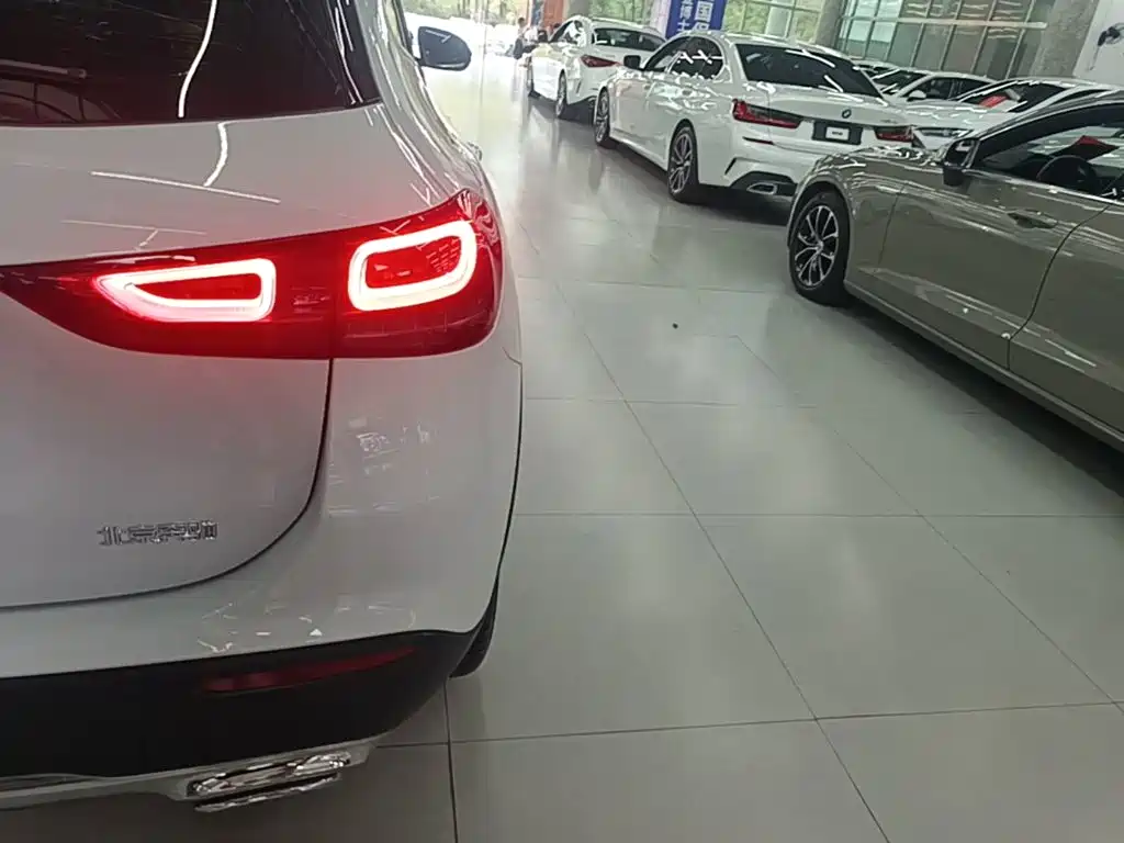 Mercedes-Benz GLA 2022 — фото 8