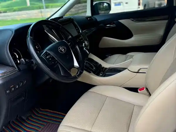 Toyota Alphard 2019