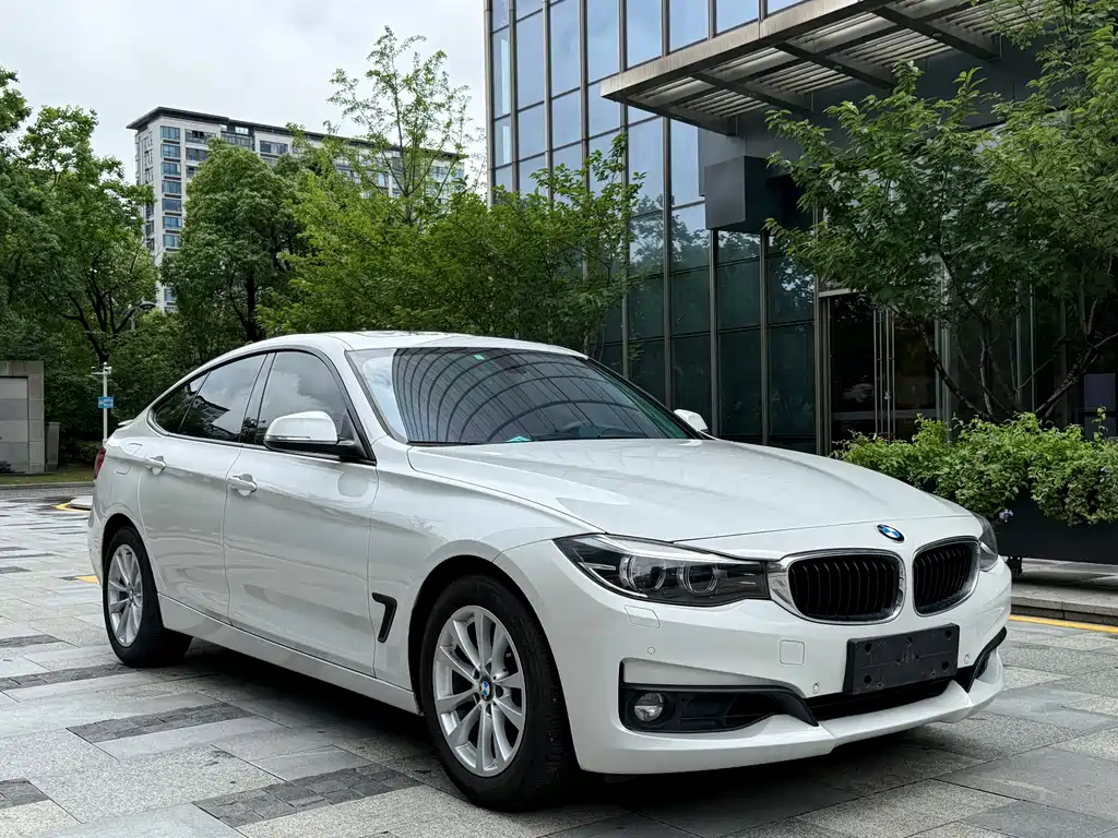BMW 3 Series GT 2017 — фото 3