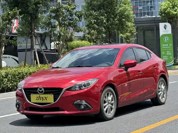 Mazda 3 Axela 2016