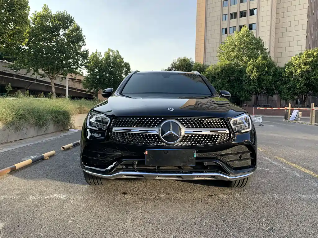 Mercedes-Benz GLC 2023 — фото 1