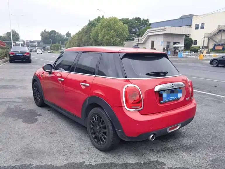 MINI MINI 2019