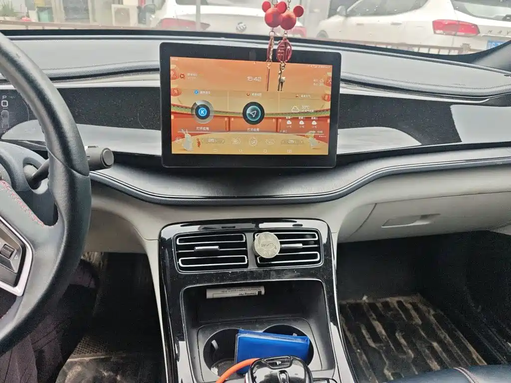 BYD Qin PLUS 2023 — фото 10