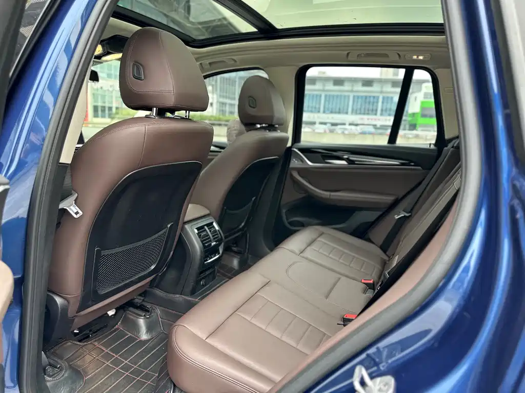 BMW X3 2018 — фото 14