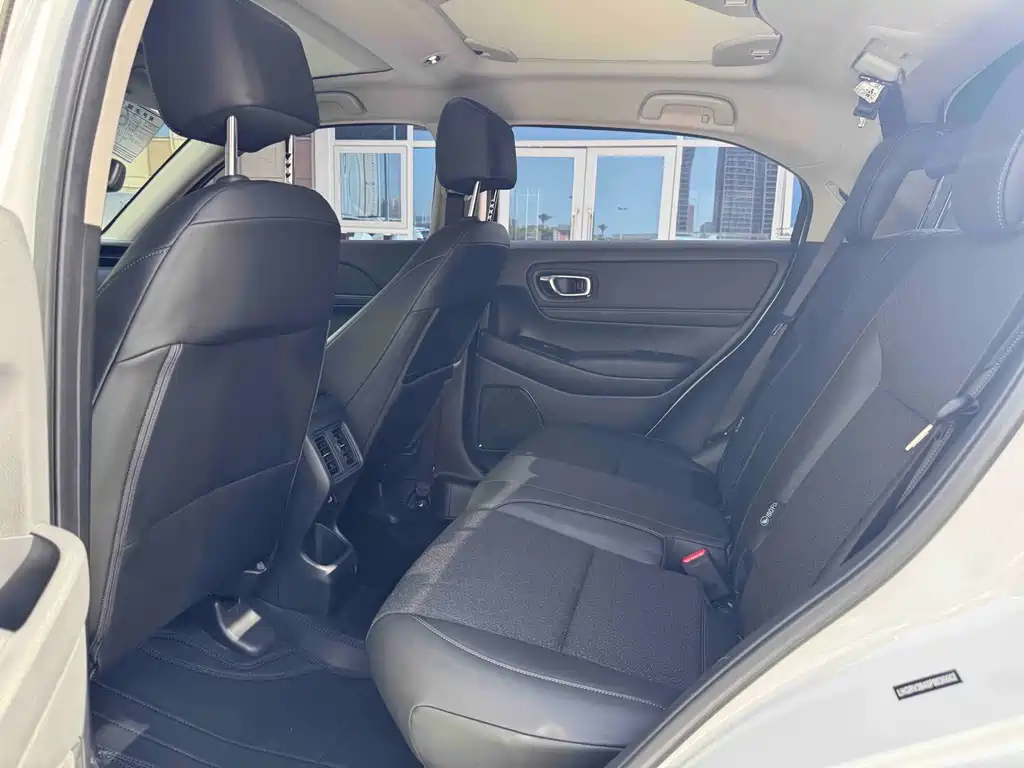 Honda Vezel 2023 — фото 12
