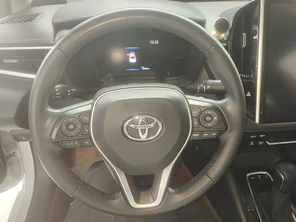 Toyota Corolla 2021 — фото 11