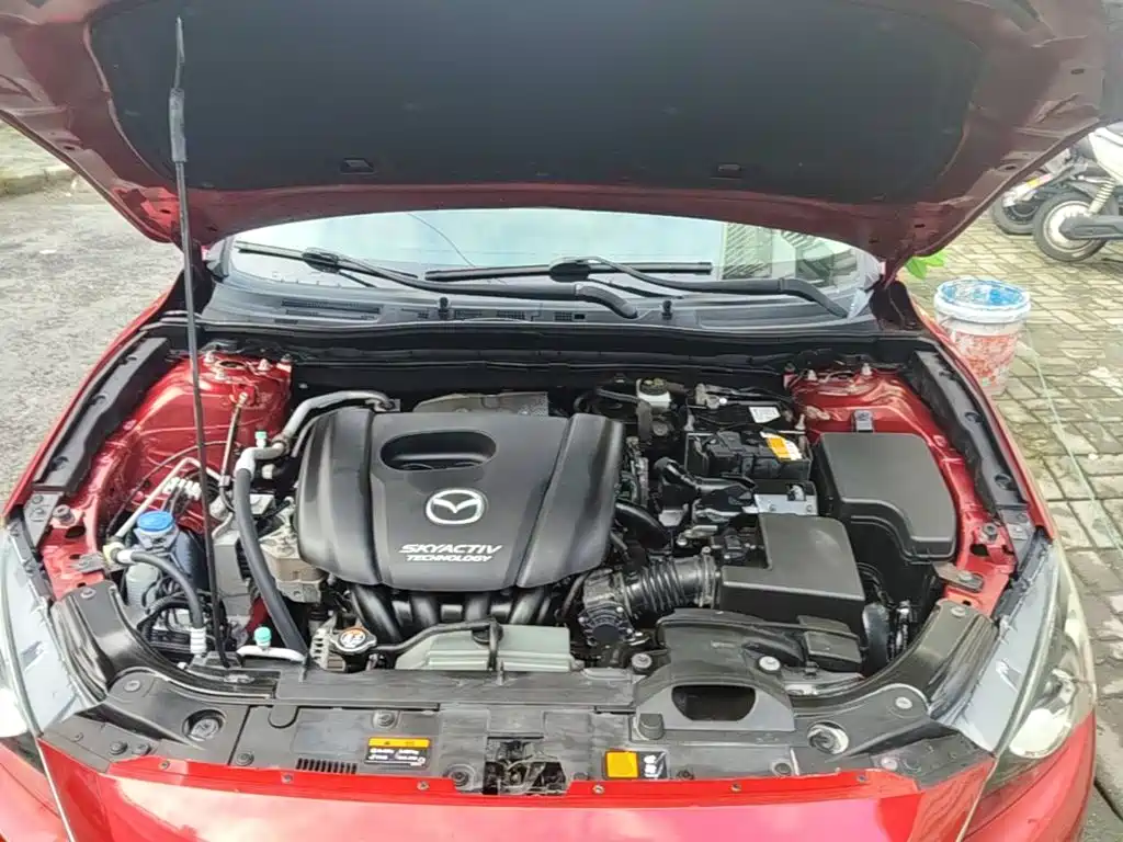 Mazda 3 Axela 2015 — фото 20