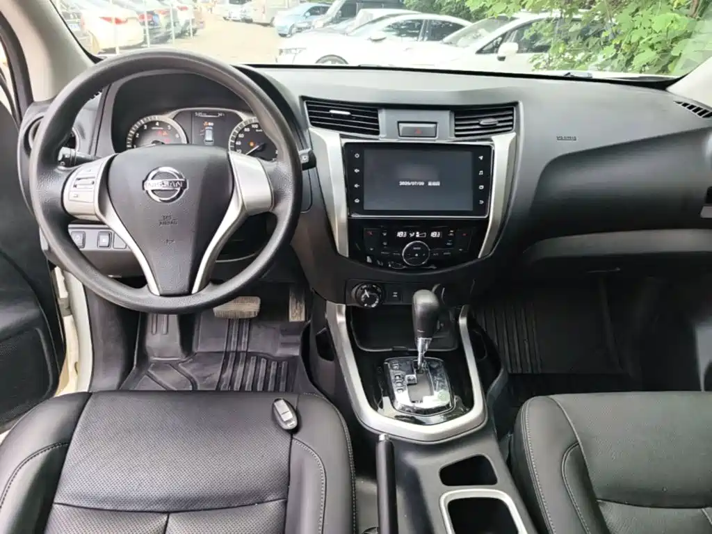 Nissan Terra 2022 — фото 10