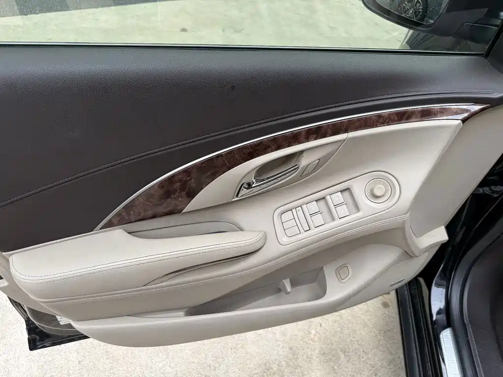 Buick LaCrosse 2014 — фото 10