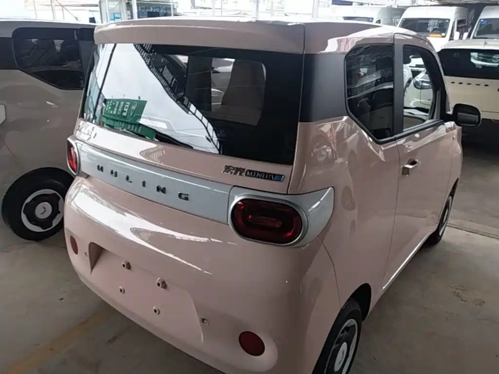 Wuling Hongguang MINIEV 2025