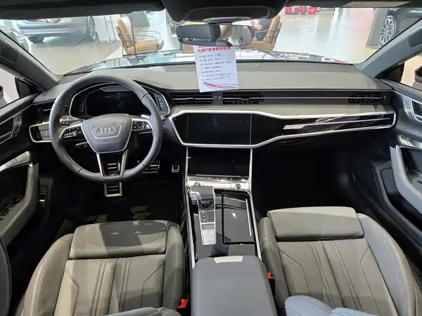 Audi A7 2025