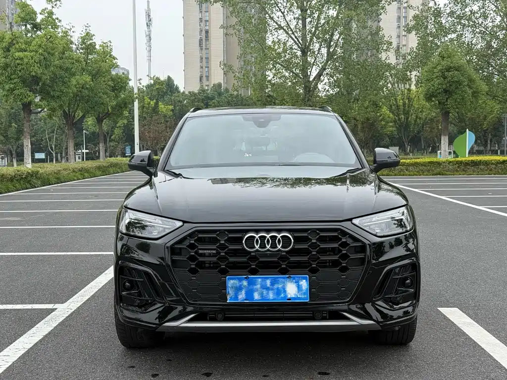 Audi Q5L 2025 — фото 2