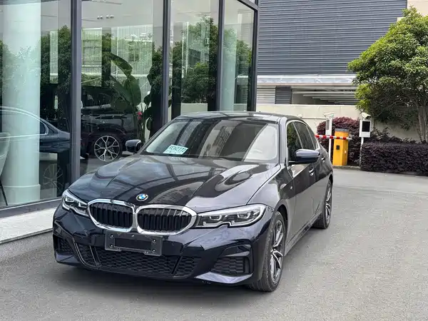 BMW 3 Series 2021
