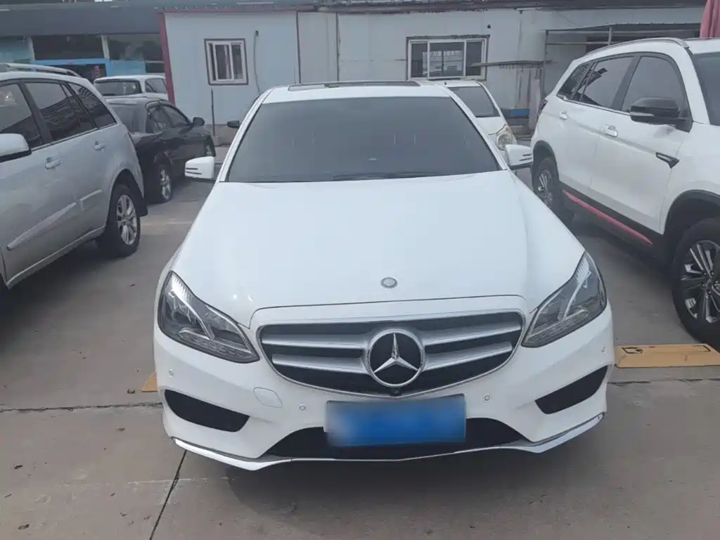 Mercedes-Benz E-Class 2015