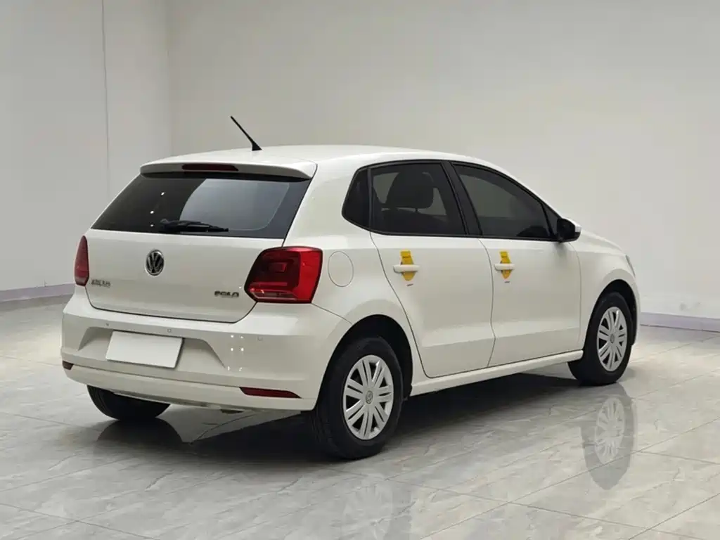 Volkswagen Polo 2016