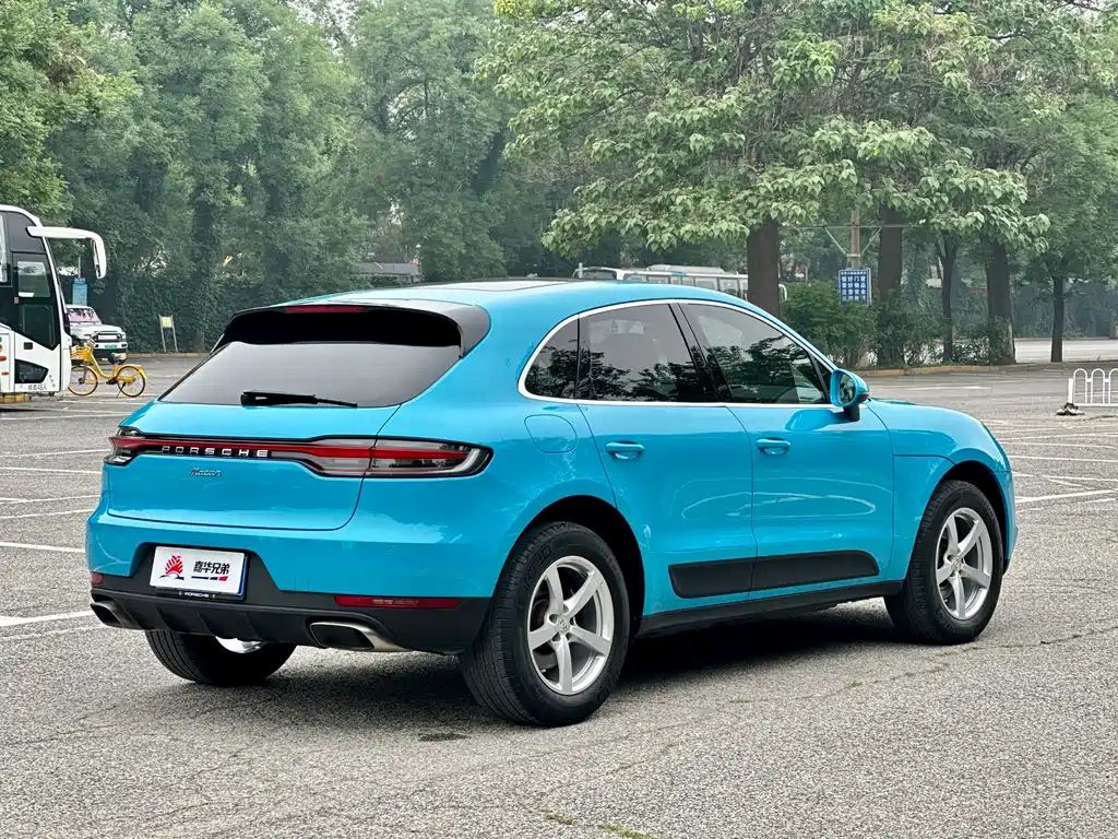 Porsche Macan 2019 — фото 9