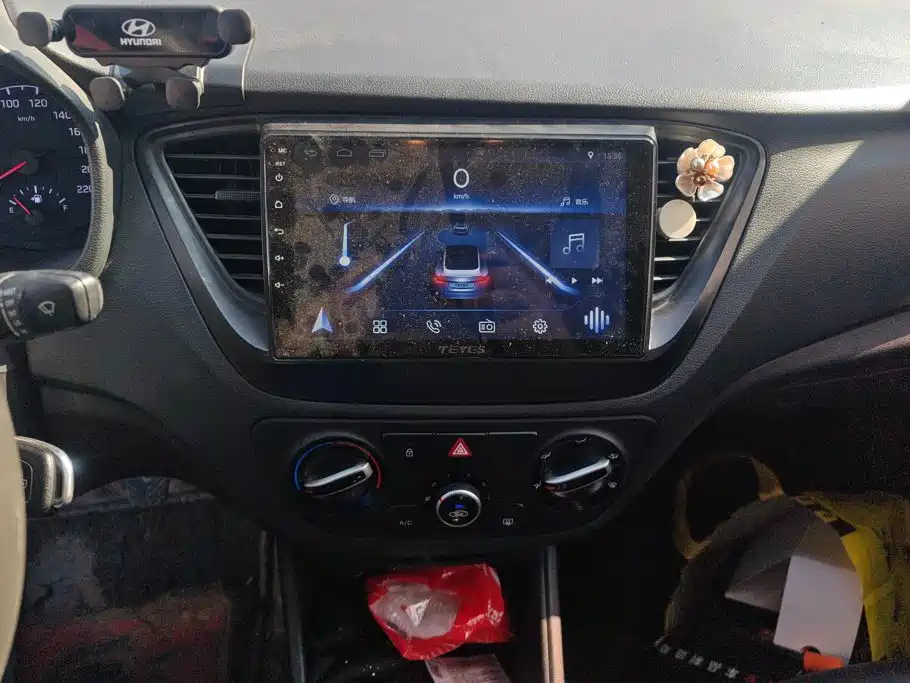 Hyundai Verna 2019 — фото 13