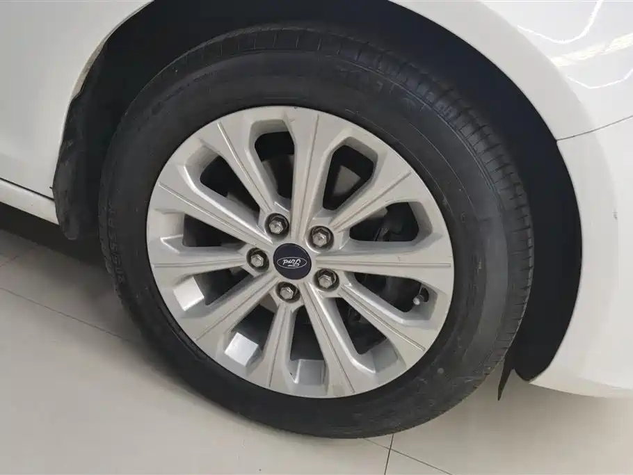 Ford Escort 2017