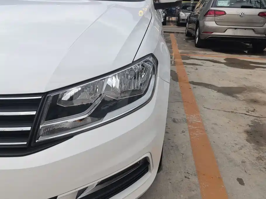 Volkswagen Santana 2016